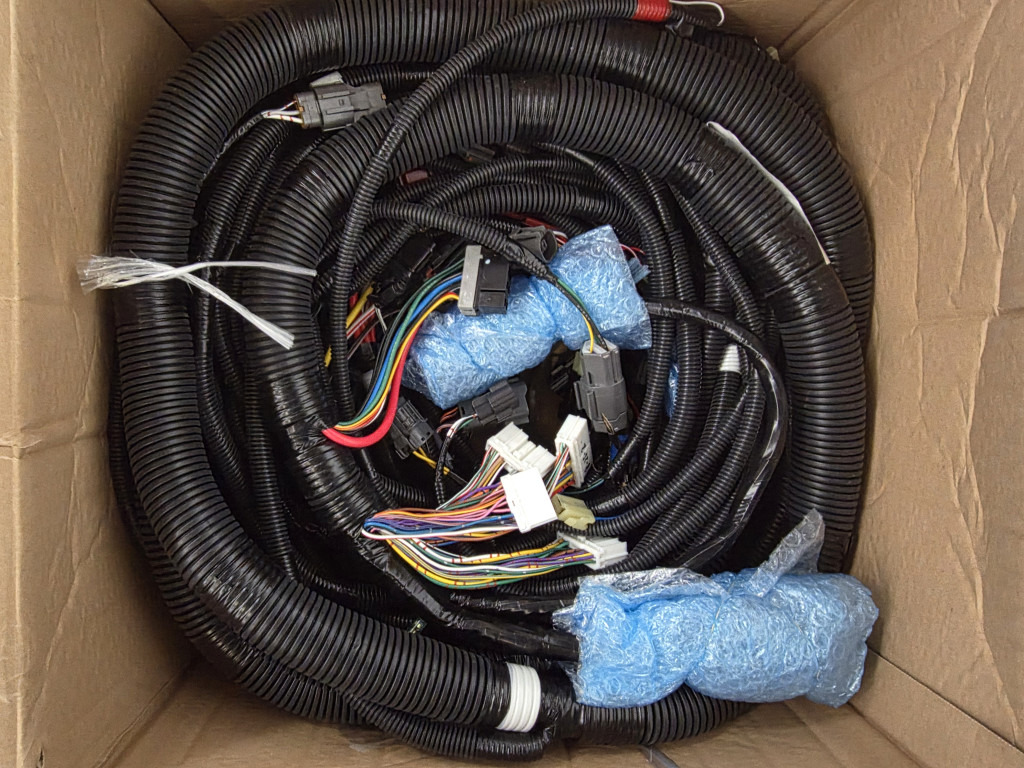 Case KUR10371 - Cablu/ Fire electric pentru Utilaje constructii: Foto 1 Case KUR10371 - Cablu/ Fire electric pentru Utilaje constructii: Foto 1