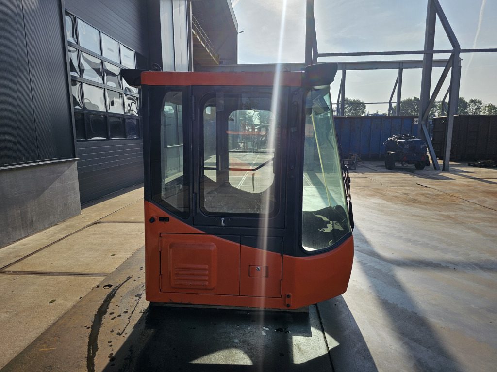 Doosan 220101-00071B - 220101-00071A - Cabină pentru Utilaje constructii: Foto 4 Doosan 220101-00071B - 220101-00071A - Cabină pentru Utilaje constructii: Foto 4