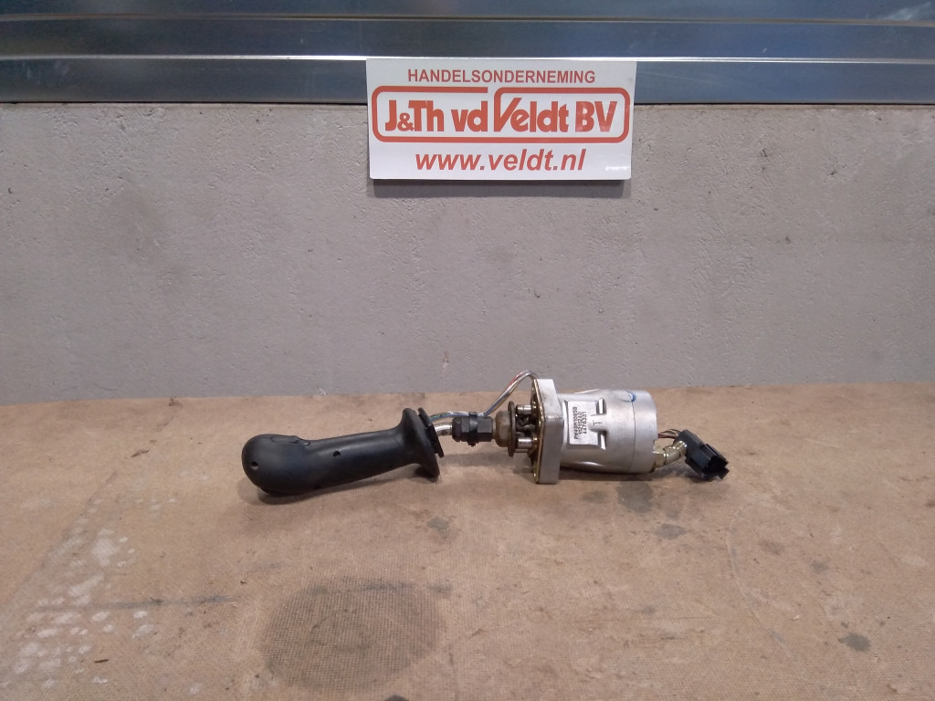 Hitachi 4476331 - Cabină și interior pentru Utilaje constructii: Foto 1 Hitachi 4476331 - Cabină și interior pentru Utilaje constructii: Foto 1