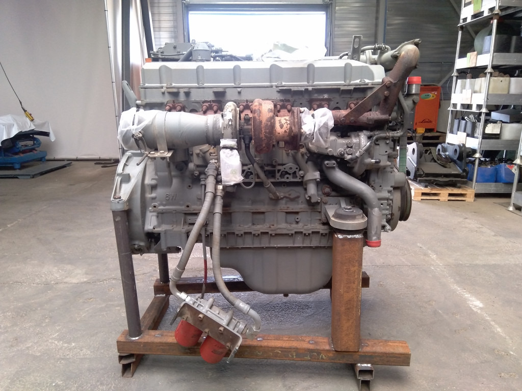 Hitachi 4644223 - 4687458 - Motor pentru Utilaje constructii: Foto 3 Hitachi 4644223 - 4687458 - Motor pentru Utilaje constructii: Foto 3