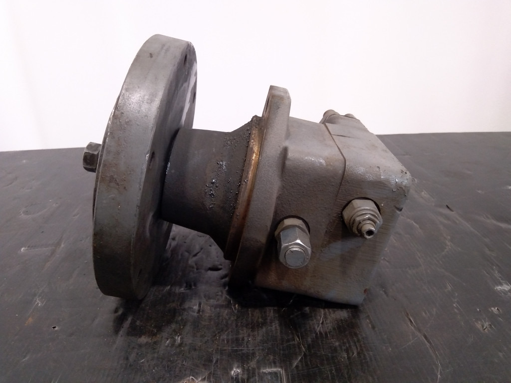 Hitachi 4669841 - 054-36967-0 - Motor hidraulic pentru Utilaje constructii: Foto 1 Hitachi 4669841 - 054-36967-0 - Motor hidraulic pentru Utilaje constructii: Foto 1