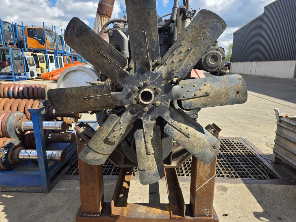 Hitachi N14C - Motor pentru Utilaje constructii: Foto 4 Hitachi N14C - Motor pentru Utilaje constructii: Foto 4