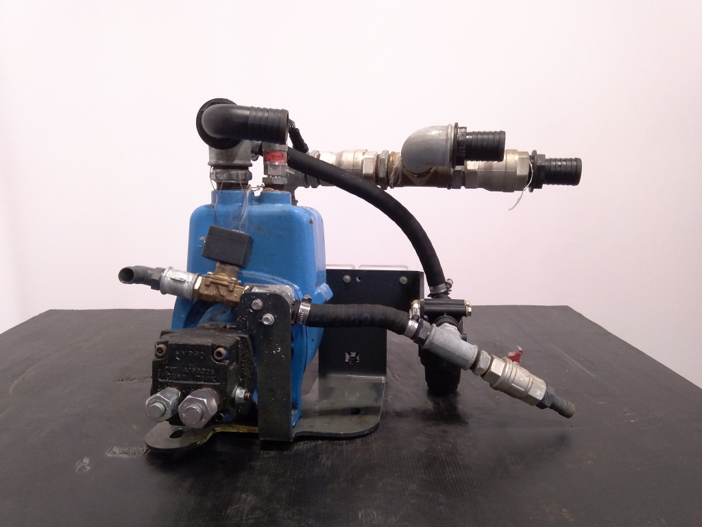 Hypro 9303C-HM1C-SP - - Pompă de lichid de răcire pentru Utilaje constructii: Foto 1 Hypro 9303C-HM1C-SP - - Pompă de lichid de răcire pentru Utilaje constructii: Foto 1