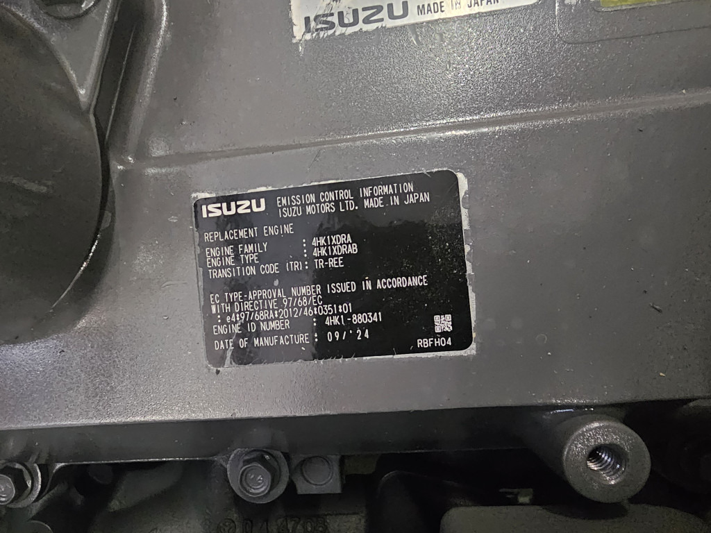 Isuzu 4HK1XDRAB KRH21110 - 4HK1XASS11 - Motor pentru Utilaje constructii: Foto 2 Isuzu 4HK1XDRAB KRH21110 - 4HK1XASS11 - Motor pentru Utilaje constructii: Foto 2