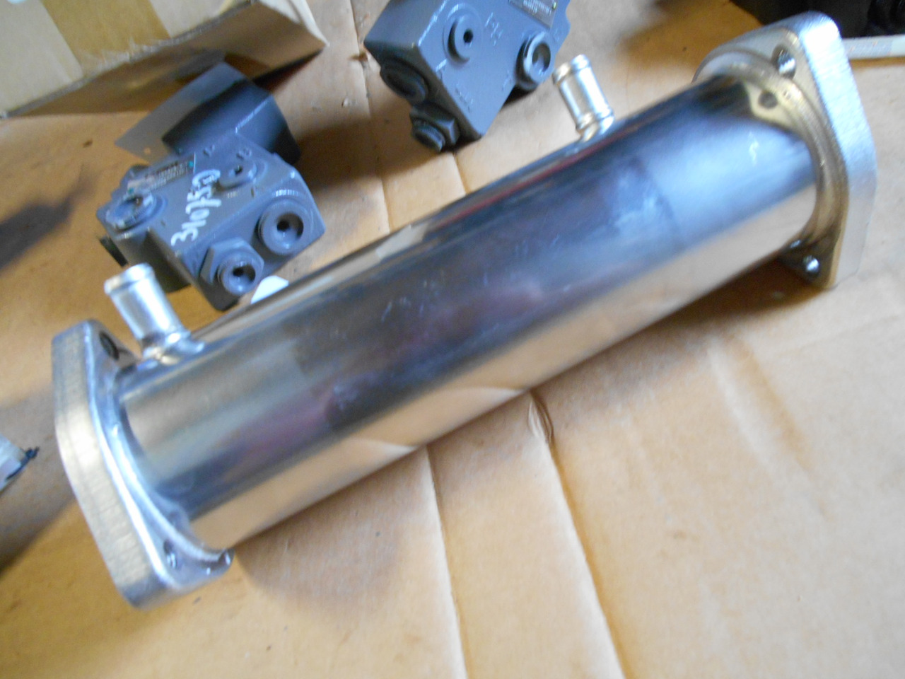 Isuzu 8980281121 - 8982127150 - Răcitor EGR pentru Utilaje agricole: Foto 5 Isuzu 8980281121 - 8982127150 - Răcitor EGR pentru Utilaje agricole: Foto 5