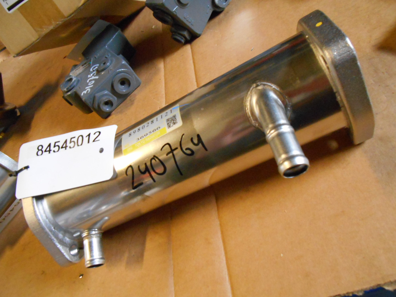 Isuzu 8980281121 - 8982127150 - Răcitor EGR pentru Utilaje agricole: Foto 2 Isuzu 8980281121 - 8982127150 - Răcitor EGR pentru Utilaje agricole: Foto 2