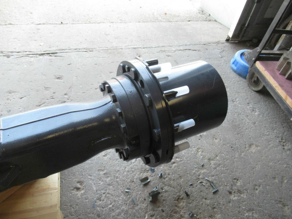 New Holland 84285793 - Axă spate pentru Utilaje constructii: Foto 3 New Holland 84285793 - Axă spate pentru Utilaje constructii: Foto 3