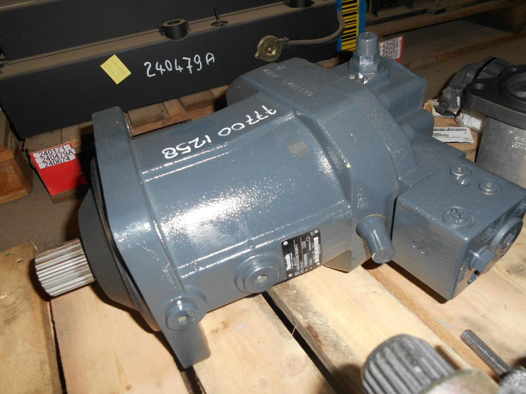 New Holland 8912707 - 8911113 - Motor hidraulic pentru Utilaje constructii: Foto 4 New Holland 8912707 - 8911113 - Motor hidraulic pentru Utilaje constructii: Foto 4