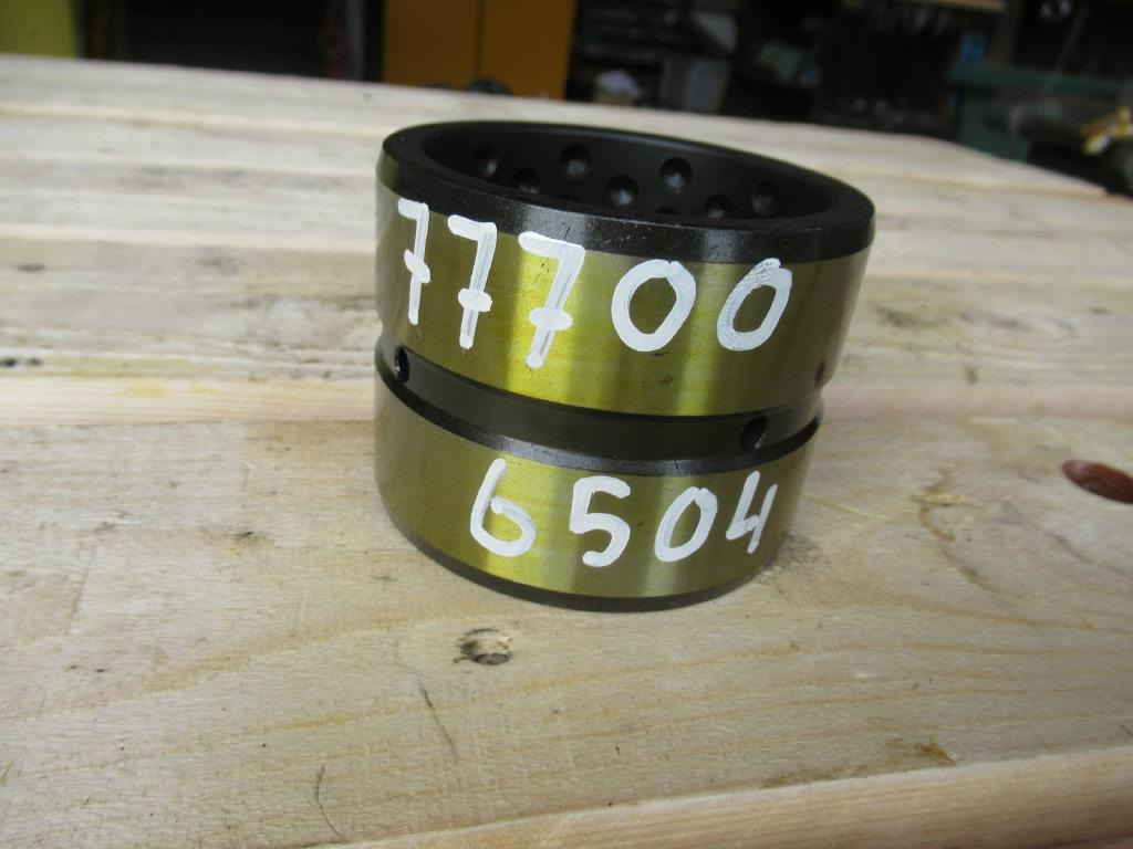 New Holland YN12B01836P1 - 73415717 - Piston/ Inel/ Bucşă pentru Utilaje constructii: Foto 3 New Holland YN12B01836P1 - 73415717 - Piston/ Inel/ Bucşă pentru Utilaje constructii: Foto 3
