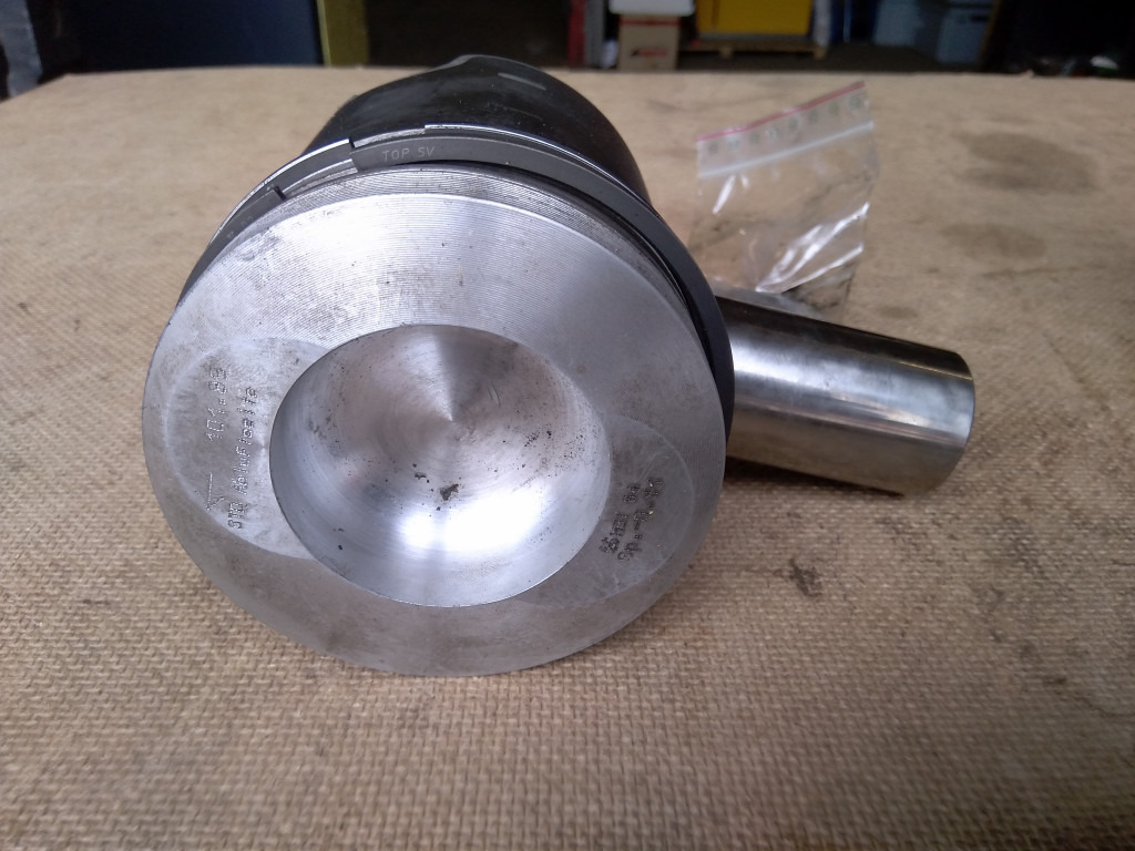 O&K 1484445 - - Piston/ Inel/ Bucşă pentru Utilaje constructii: Foto 3 O&K 1484445 - - Piston/ Inel/ Bucşă pentru Utilaje constructii: Foto 3