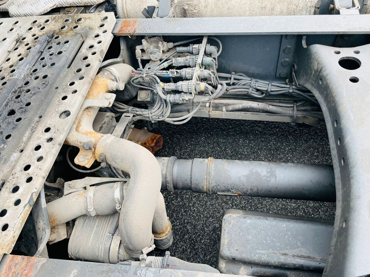 Scania R 410 euro6 tractor unit - Cap tractor: Foto 5 Scania R 410 euro6 tractor unit - Cap tractor: Foto 5