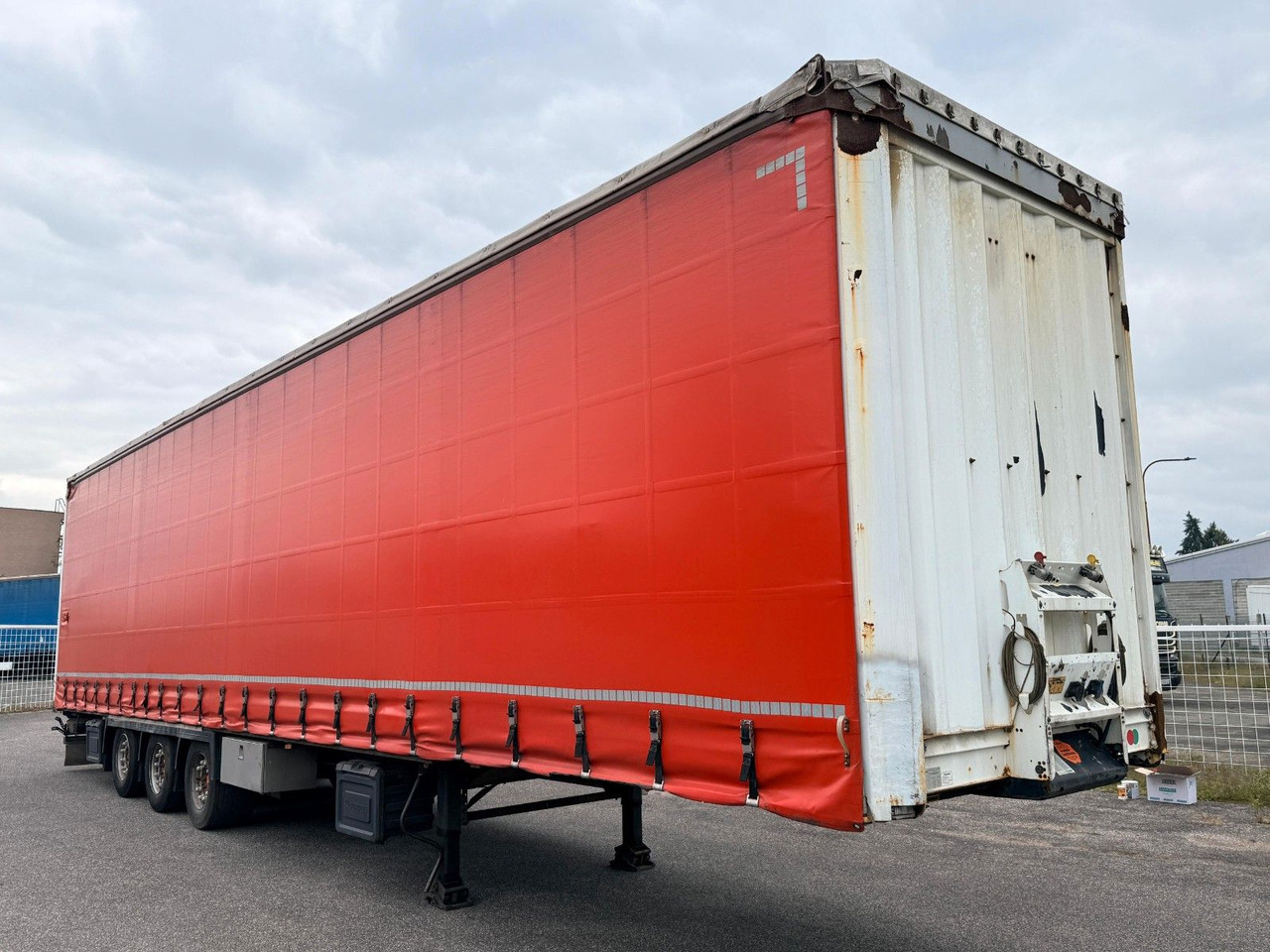 Krone SD - Semiremorcă prelată: Foto 3 Krone SD - Semiremorcă prelată: Foto 3