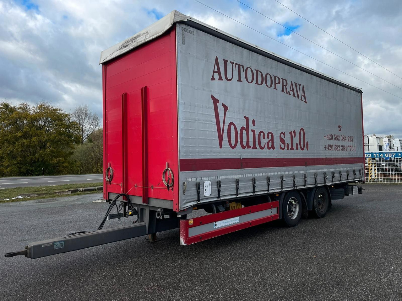 Svan CHT202 - Remorcă cu prelată: Foto 1 Svan CHT202 - Remorcă cu prelată: Foto 1