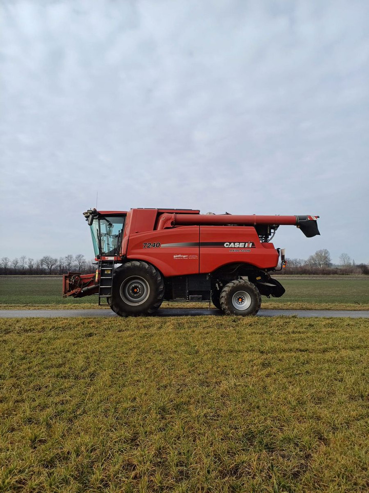 Case IH Axial-Flow 7240 - Combină de recoltat cereale: Foto 2 Case IH Axial-Flow 7240 - Combină de recoltat cereale: Foto 2