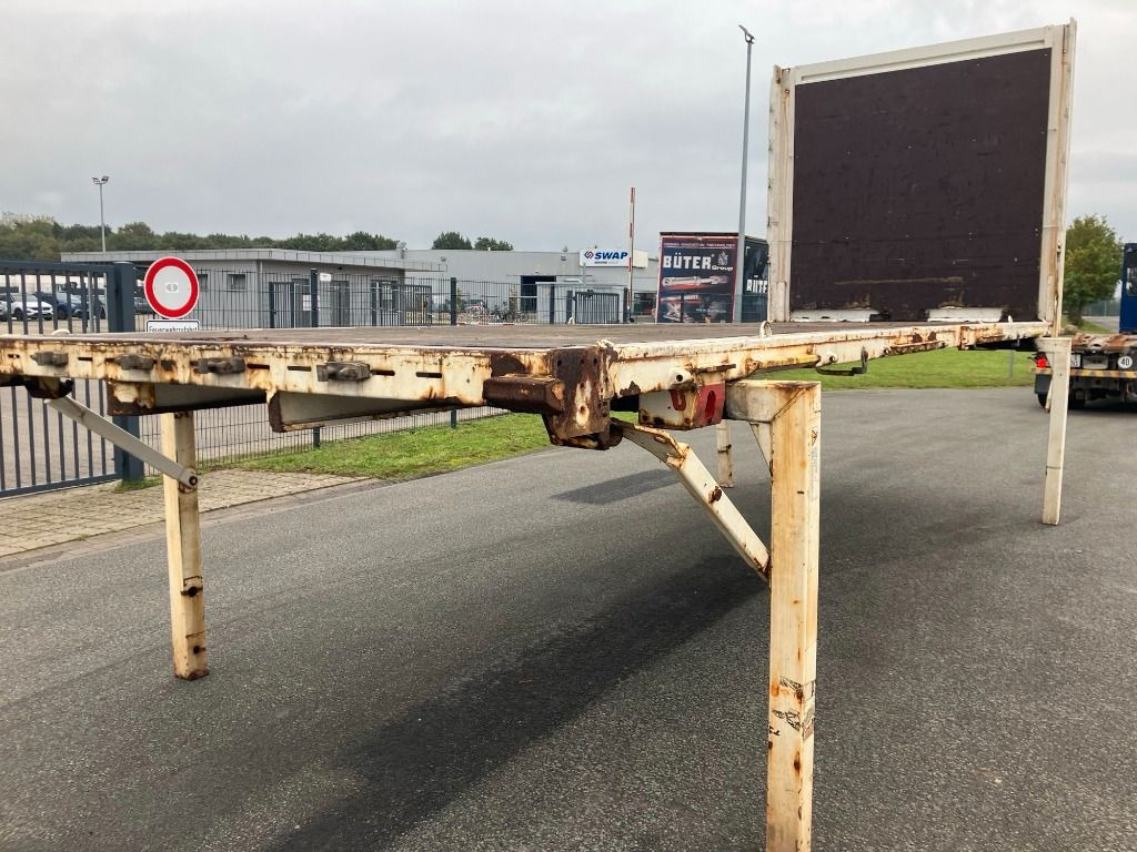Krone Wechselbrücke Pritsche - Alte utilaje: Foto 2 Krone Wechselbrücke Pritsche - Alte utilaje: Foto 2
