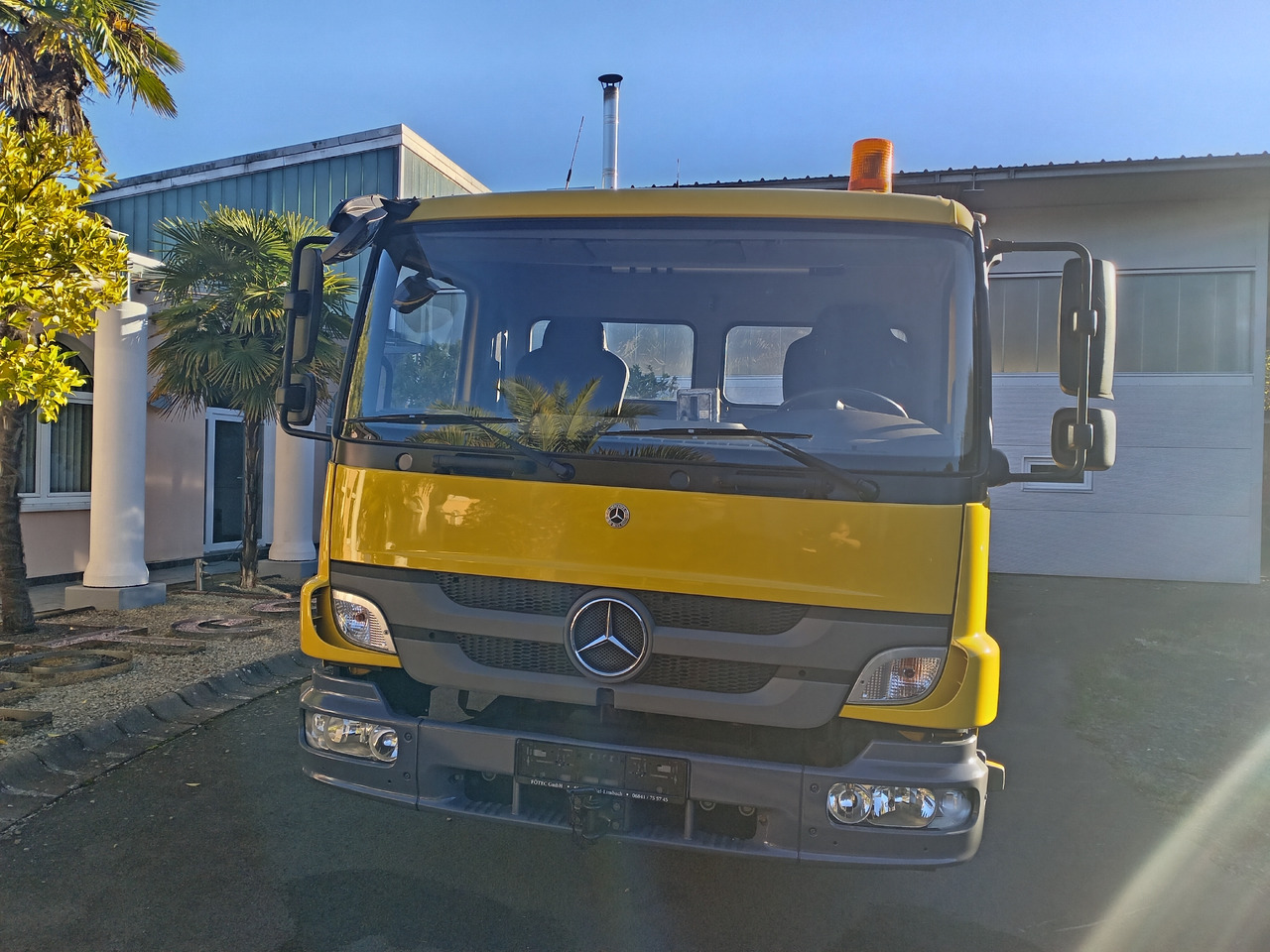 Kamag Mercedes-Benz Kamag Wiesel / WBH25 / KB3659 / mit Ganrantie - Camion transport containere/ Swap body: Foto 1 Kamag Mercedes-Benz Kamag Wiesel / WBH25 / KB3659 / mit Ganrantie - Camion transport containere/ Swap body: Foto 1
