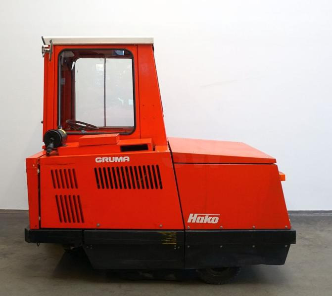 HAKO Jonas 1500 - Mașină de măturat industrială: Foto 4 HAKO Jonas 1500 - Mașină de măturat industrială: Foto 4