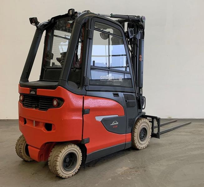Linde E 25/600 H 1252 - Electrostivuitor: Foto 2 Linde E 25/600 H 1252 - Electrostivuitor: Foto 2