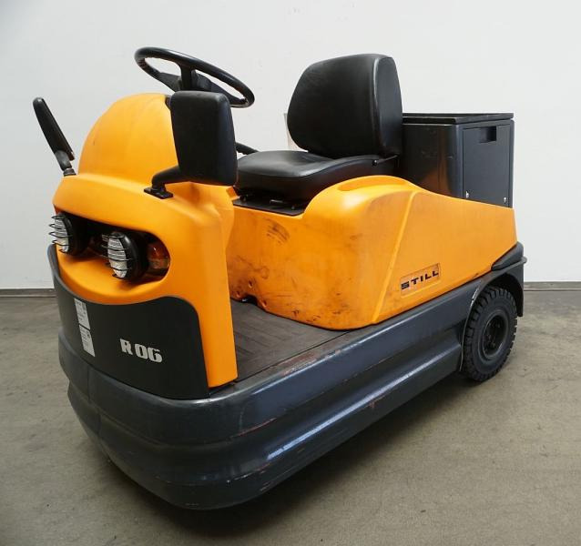 Still R06-06 - Tractor electric: Foto 1 Still R06-06 - Tractor electric: Foto 1