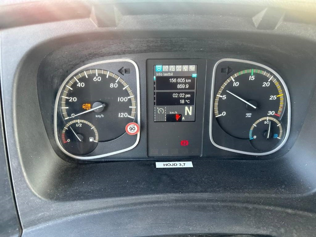 Mercedes-Benz ATEGO 1523 serie 1359 - Camion furgon: Foto 3 Mercedes-Benz ATEGO 1523 serie 1359 - Camion furgon: Foto 3