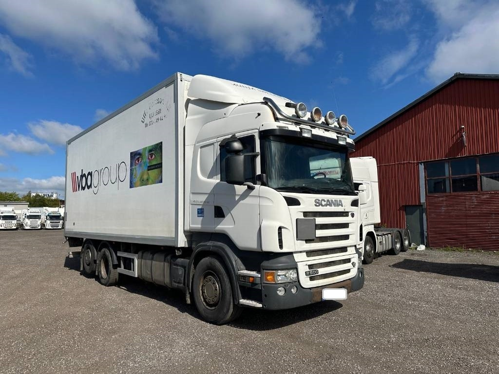 Scania R420LB6X24MNA serie 0746 - Camion furgon: Foto 1 Scania R420LB6X24MNA serie 0746 - Camion furgon: Foto 1