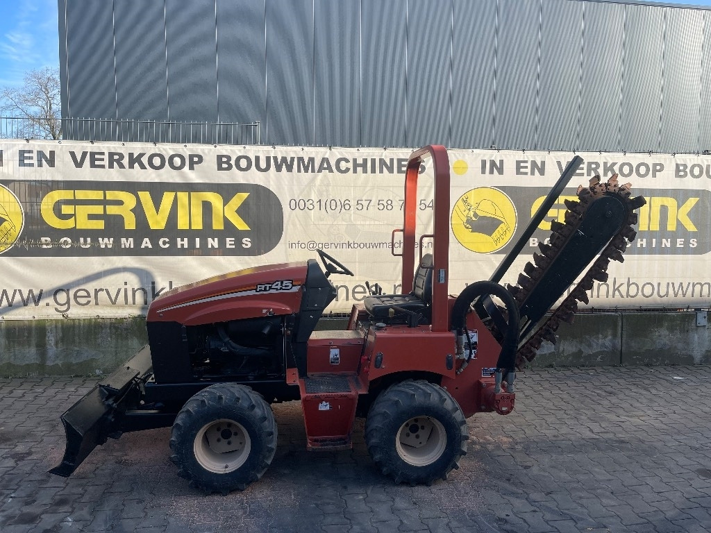 Ditch Witch RT 45 - Săpător de şanţuri: Foto 2 Ditch Witch RT 45 - Săpător de şanţuri: Foto 2