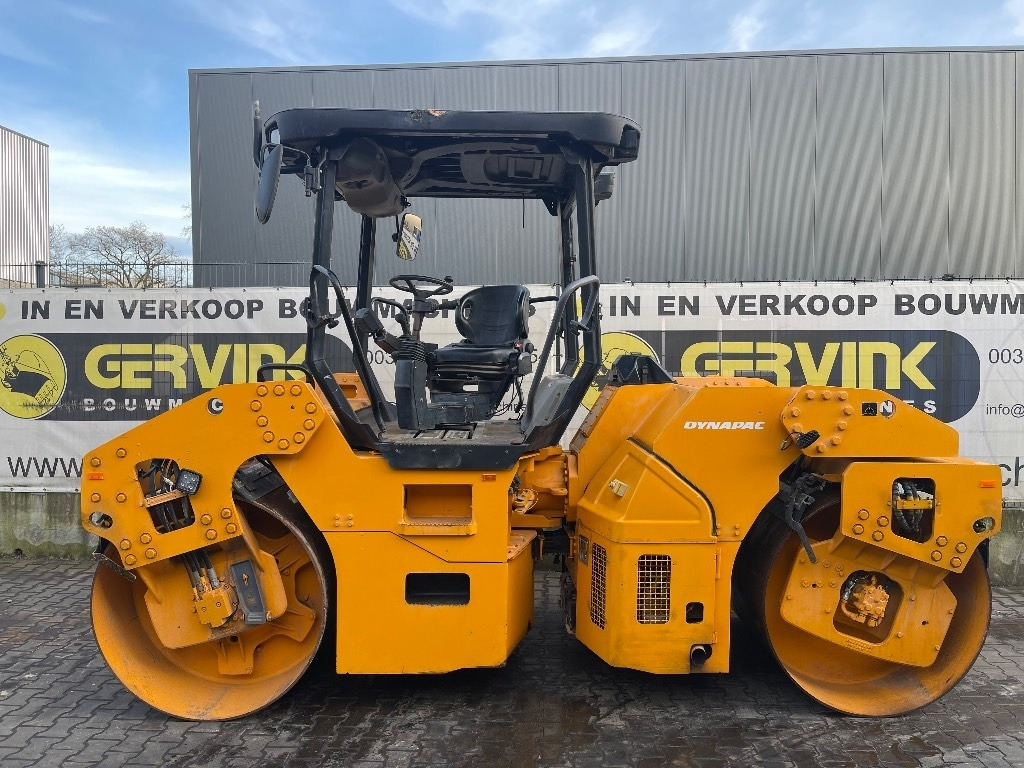 Dynapac CC 224 HF - Cilindru compactor pentru asfalt: Foto 1 Dynapac CC 224 HF - Cilindru compactor pentru asfalt: Foto 1