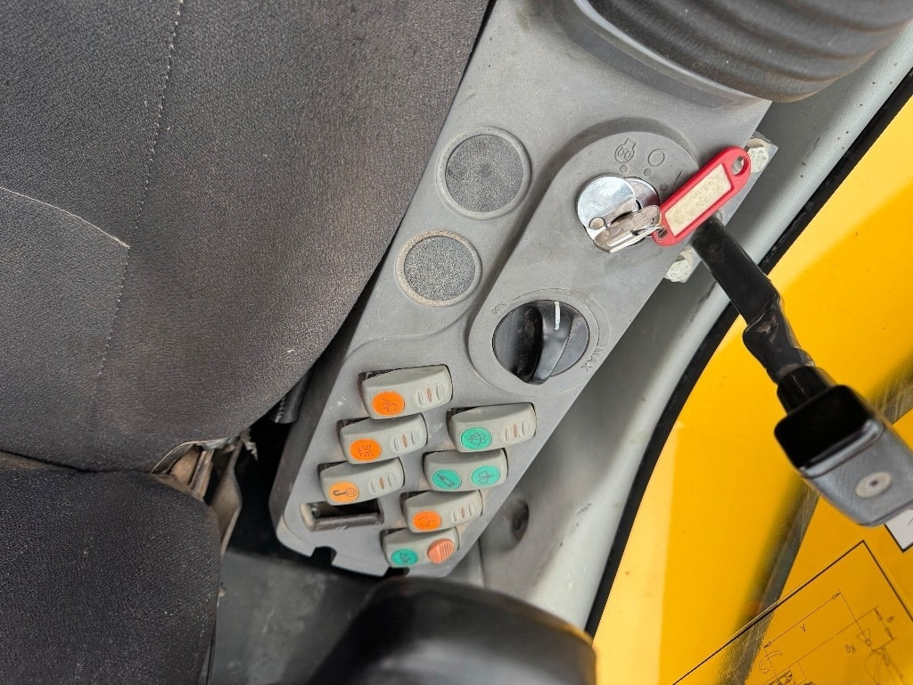 Mini excavator Komatsu PC 80 MR-3: Foto 20