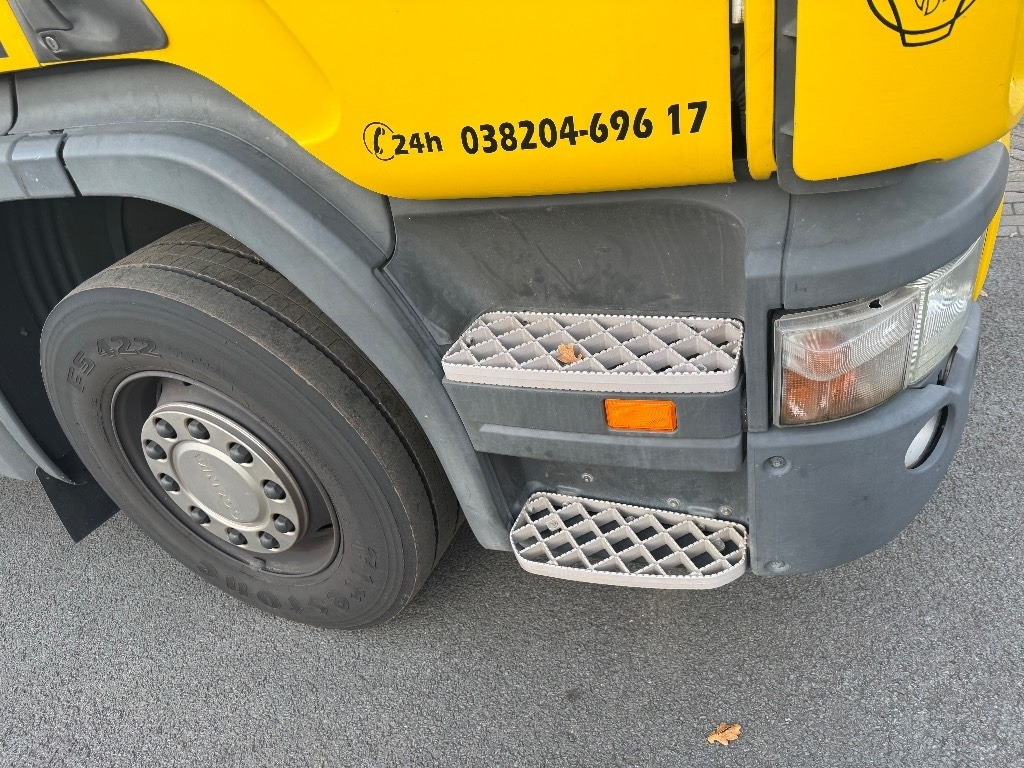 Scania P 340 - Camion furgon: Foto 3 Scania P 340 - Camion furgon: Foto 3