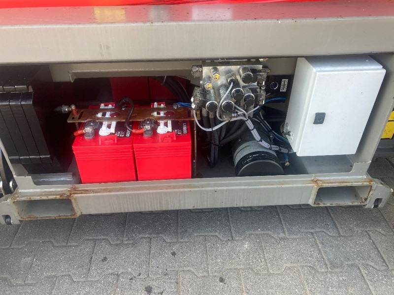 Platforma foarfeca Holland lift HL 9714: Foto 13