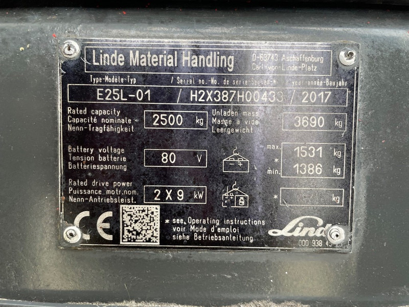 Linde E 25 L-01 - Electrostivuitor: Foto 3 Linde E 25 L-01 - Electrostivuitor: Foto 3