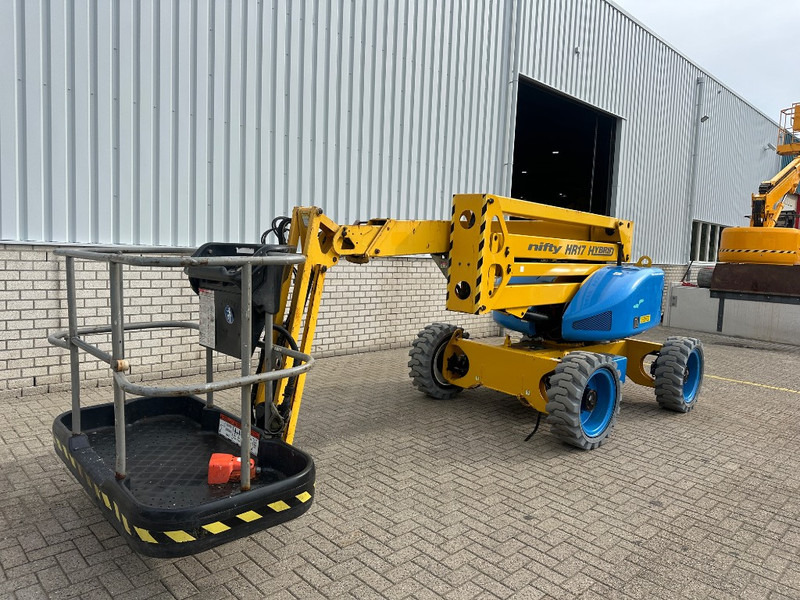 Niftylift HR 17 Hybride 4x4 - Nacela articulata: Foto 5 Niftylift HR 17 Hybride 4x4 - Nacela articulata: Foto 5
