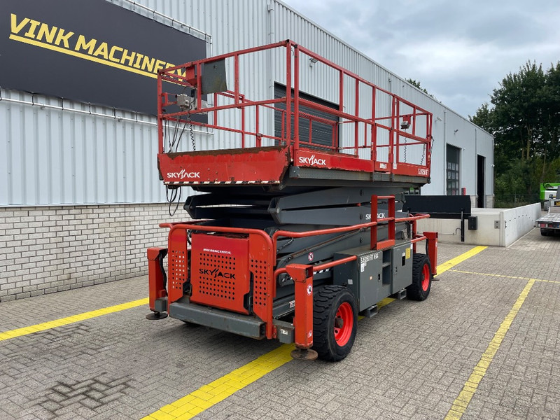 Skyjack SJ 9250 RT - Platforma foarfeca: Foto 2 Skyjack SJ 9250 RT - Platforma foarfeca: Foto 2