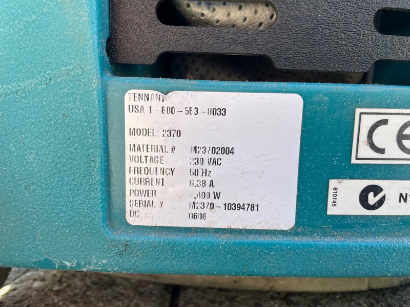 TENNANT 2370 - Măturătoare stradală: Foto 3 TENNANT 2370 - Măturătoare stradală: Foto 3