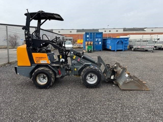 Giant D 332 SWT X-TRA - Mini încărcător pe şenile: Foto 3 Giant D 332 SWT X-TRA - Mini încărcător pe şenile: Foto 3