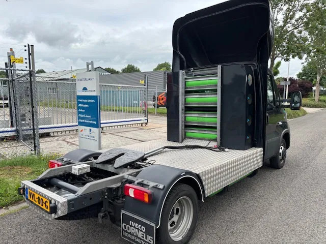 Iveco 35C14G Daily BE trekker 3.0 v.v. CNG gas - Cap tractor: Foto 5 Iveco 35C14G Daily BE trekker 3.0 v.v. CNG gas - Cap tractor: Foto 5