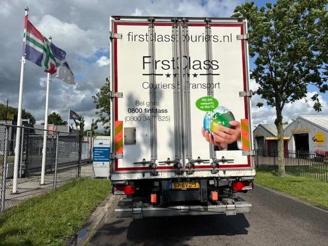 Scania P280 Closed box taillift 2000 kg Fuel CNG ADR 2 units in stock - Camion furgon: Foto 5 Scania P280 Closed box taillift 2000 kg Fuel CNG ADR 2 units in stock - Camion furgon: Foto 5