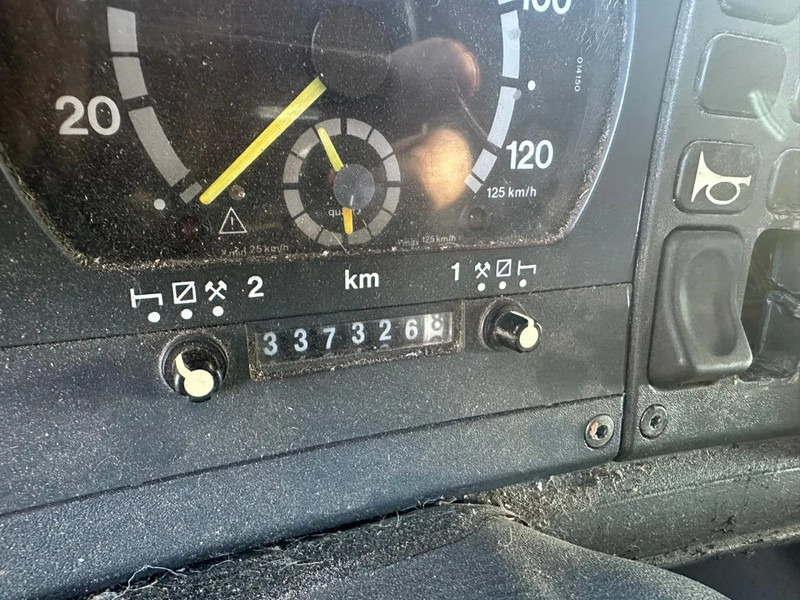 Scania P94-220 Chassis DB 4X2 NA 65115 Low Milage - Camion şasiu: Foto 4 Scania P94-220 Chassis DB 4X2 NA 65115 Low Milage - Camion şasiu: Foto 4