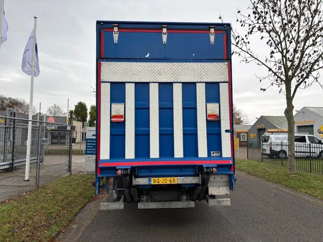 Scania P94-220 Chassis curtainslider DB 4X2 NA 65115 Low Milage - Camion şasiu: Foto 5 Scania P94-220 Chassis curtainslider DB 4X2 NA 65115 Low Milage - Camion şasiu: Foto 5