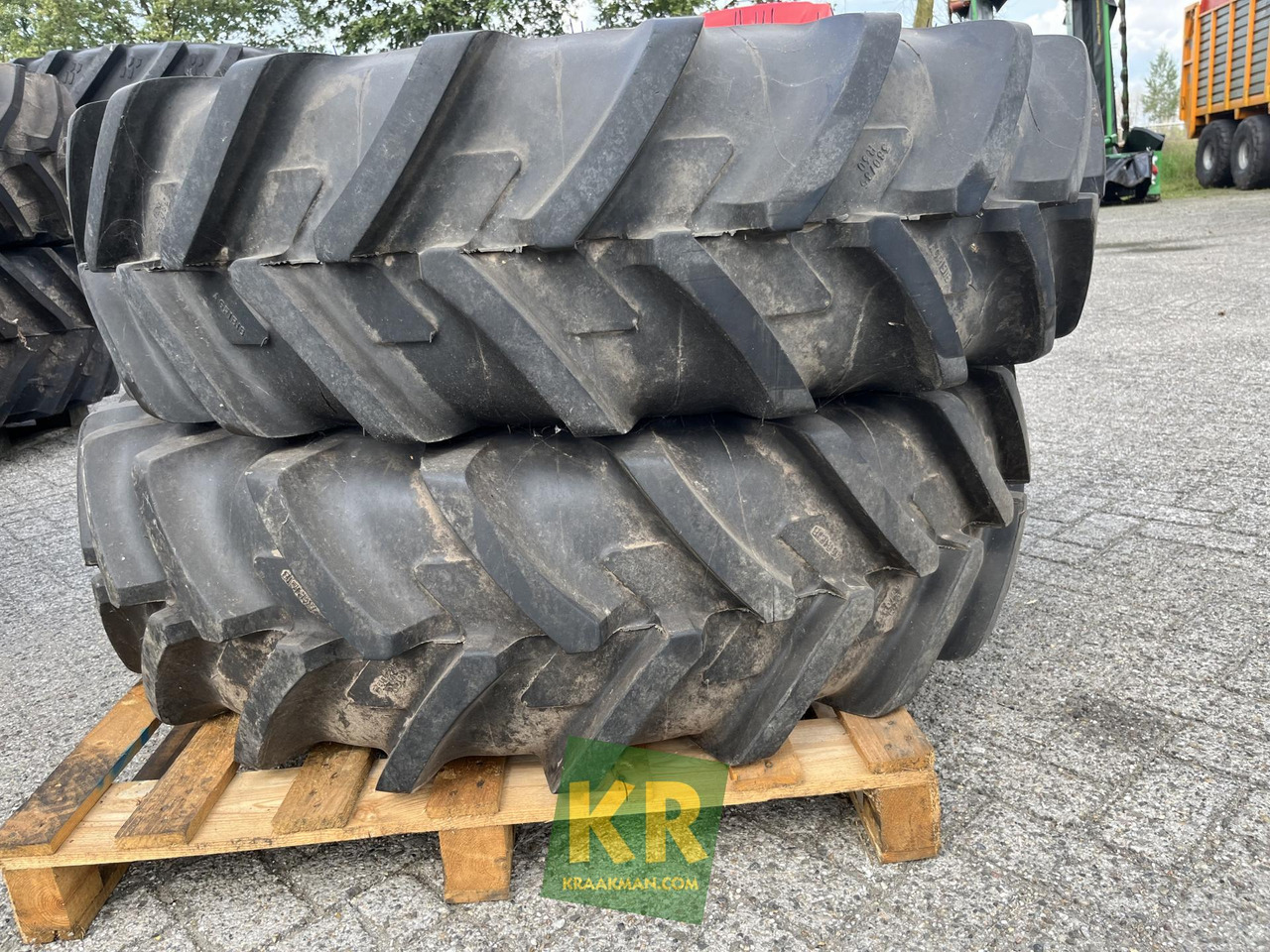 Agribib 380/85R30 Michelin - Roată completă pentru Utilaje agricole: Foto 1 Agribib 380/85R30 Michelin - Roată completă pentru Utilaje agricole: Foto 1