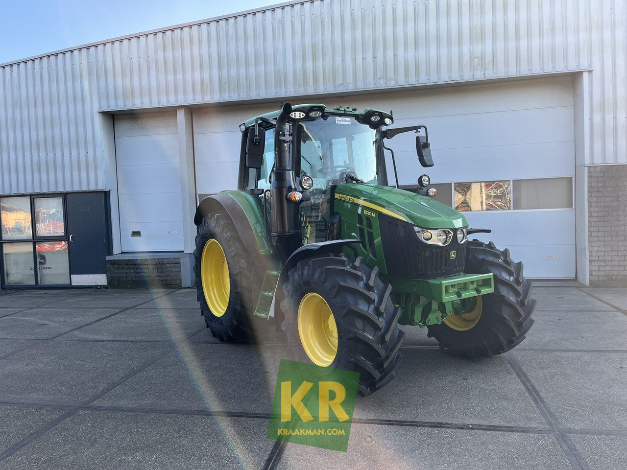 John Deere 6120M - Tractor agricol: Foto 1 John Deere 6120M - Tractor agricol: Foto 1