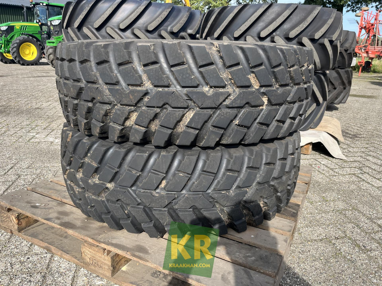 Nokian 360/80R24 Tri 2 Onbekend merk - Anvelopă pentru Utilaje agricole: Foto 1 Nokian 360/80R24 Tri 2 Onbekend merk - Anvelopă pentru Utilaje agricole: Foto 1