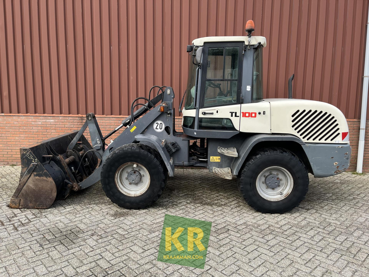 Terex TL100 - Încărcător frontal pe pneuri: Foto 2 Terex TL100 - Încărcător frontal pe pneuri: Foto 2