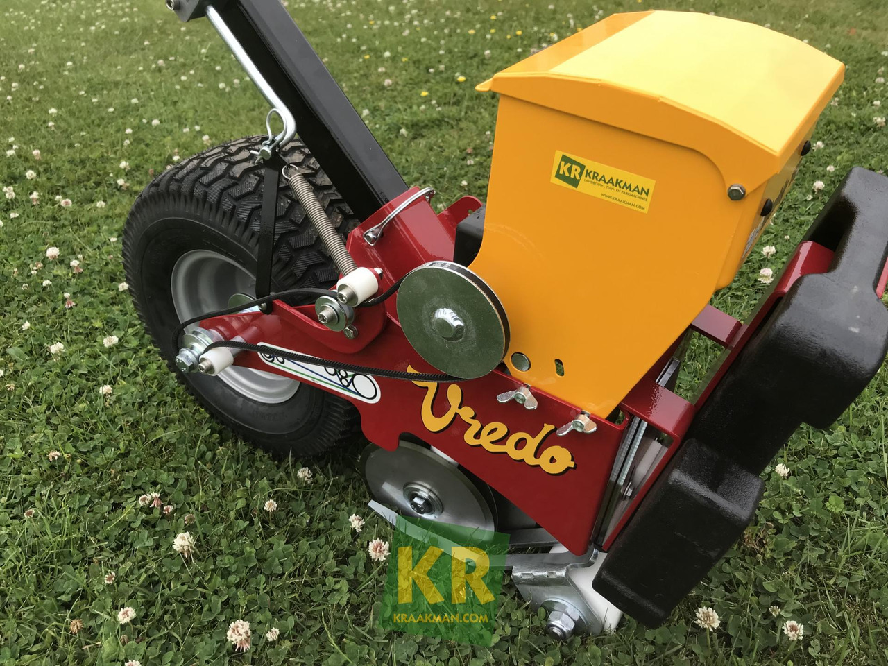 Turf Buddy Vredo - Maşină pentru prelucrarea solului: Foto 4 Turf Buddy Vredo - Maşină pentru prelucrarea solului: Foto 4