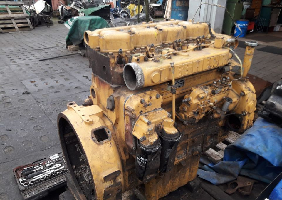 Blok Silnika LIEBHERR D904 D 904 NA 904 T CZĘŚCI WAŁ KORBOWY GŁOWICA TŁOK - Blocul cilindrilor pentru Utilaje constructii: Foto 1 Blok Silnika LIEBHERR D904 D 904 NA 904 T CZĘŚCI WAŁ KORBOWY GŁOWICA TŁOK - Blocul cilindrilor pentru Utilaje constructii: Foto 1