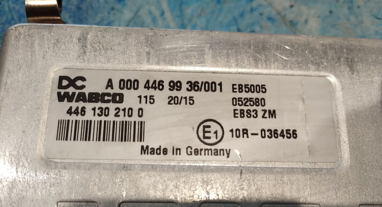 MODUŁ STEROWNIK ECU EBS 3 WABCO 4461302100 0004469936 MERCEDES ACTROS MP4 MP5 - Calculator de bord: Foto 2 MODUŁ STEROWNIK ECU EBS 3 WABCO 4461302100 0004469936 MERCEDES ACTROS MP4 MP5 - Calculator de bord: Foto 2