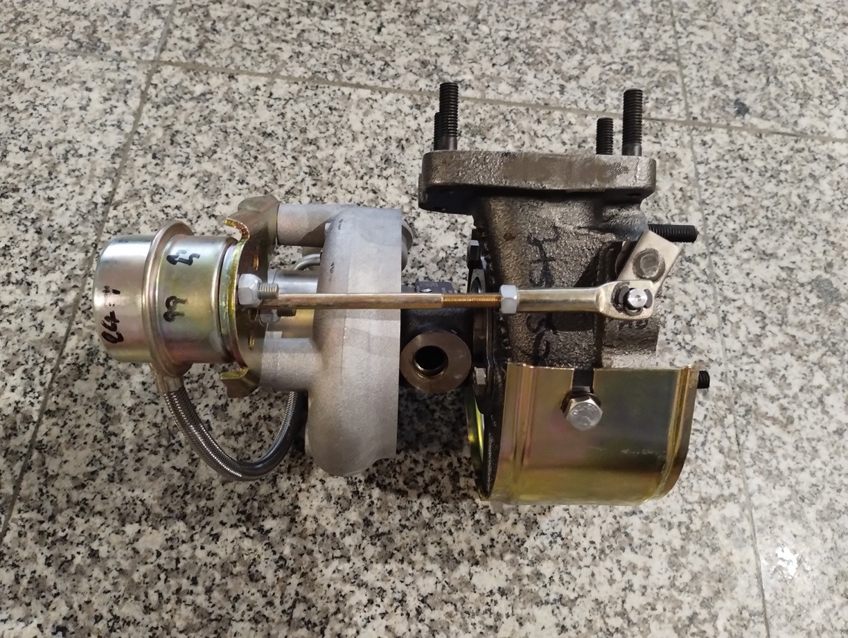 TURBOSPRĘŻARKA MERCEDES 814 OM364 LA 315905 - Turbocompresor: Foto 2 TURBOSPRĘŻARKA MERCEDES 814 OM364 LA 315905 - Turbocompresor: Foto 2
