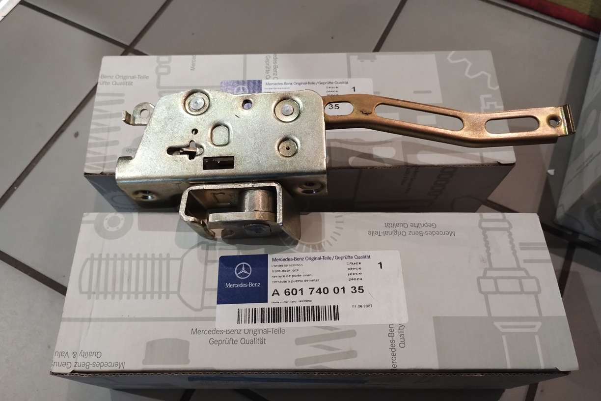 ZAMEK DRZWI TYŁ REAR DOOR LOCK MERCEDES T1 207 208 308 310 6017400135 - Cabină și interior pentru Autoutilitară: Foto 1 ZAMEK DRZWI TYŁ REAR DOOR LOCK MERCEDES T1 207 208 308 310 6017400135 - Cabină și interior pentru Autoutilitară: Foto 1