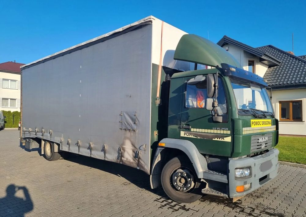 MAN LE 15 220 - Maşină de tractare: Foto 3 MAN LE 15 220 - Maşină de tractare: Foto 3