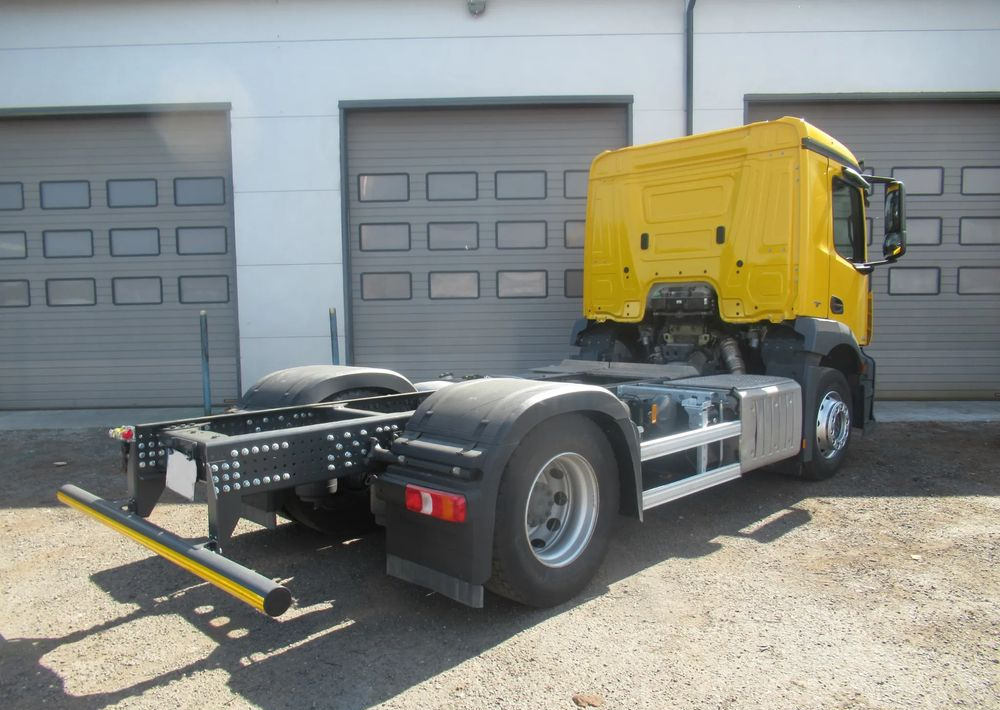 Mercedes-Benz Antos 1830   rozstaw osi 3,60 - Camion şasiu: Foto 3 Mercedes-Benz Antos 1830   rozstaw osi 3,60 - Camion şasiu: Foto 3